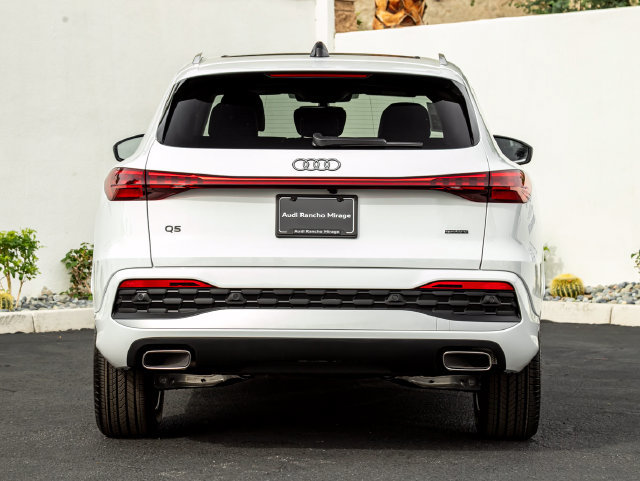 Used 2026 Audi Q5 Premium AWD/4WD image 9
