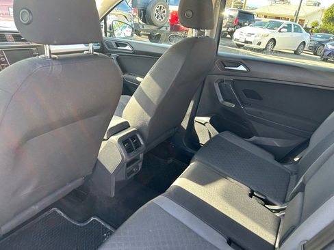 Used 2020 Volkswagen Tiguan S image 14