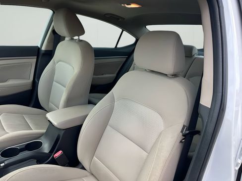 Used 2018 Hyundai Elantra Value Edition image 12