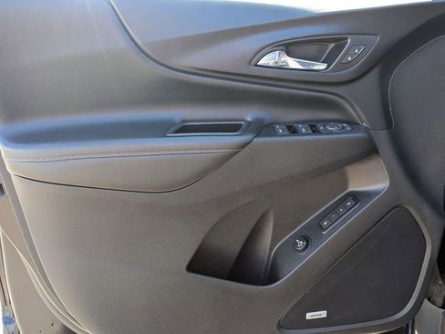 Used 2019 Chevrolet Equinox Premier w/ Premier True North Edition AWD/4WD image 14