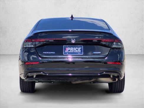 Used 2024 Honda Accord Sport image 7