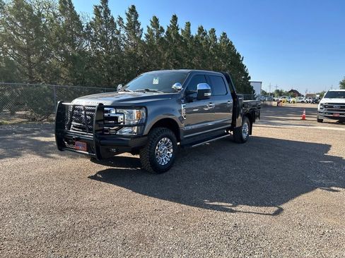 Used 2022 Ford F250 Lariat w/ Chrome Package AWD/4WD image 2