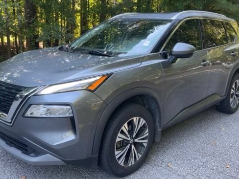 Used 2021 Nissan Rogue SV w/ Premium Package FWD image 1