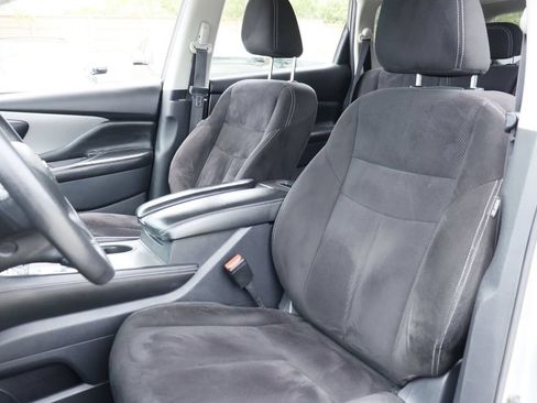 Used 2019 Nissan Murano SV FWD image 10