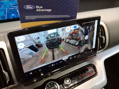 Used 2025 Ford Expedition Max Active image 8