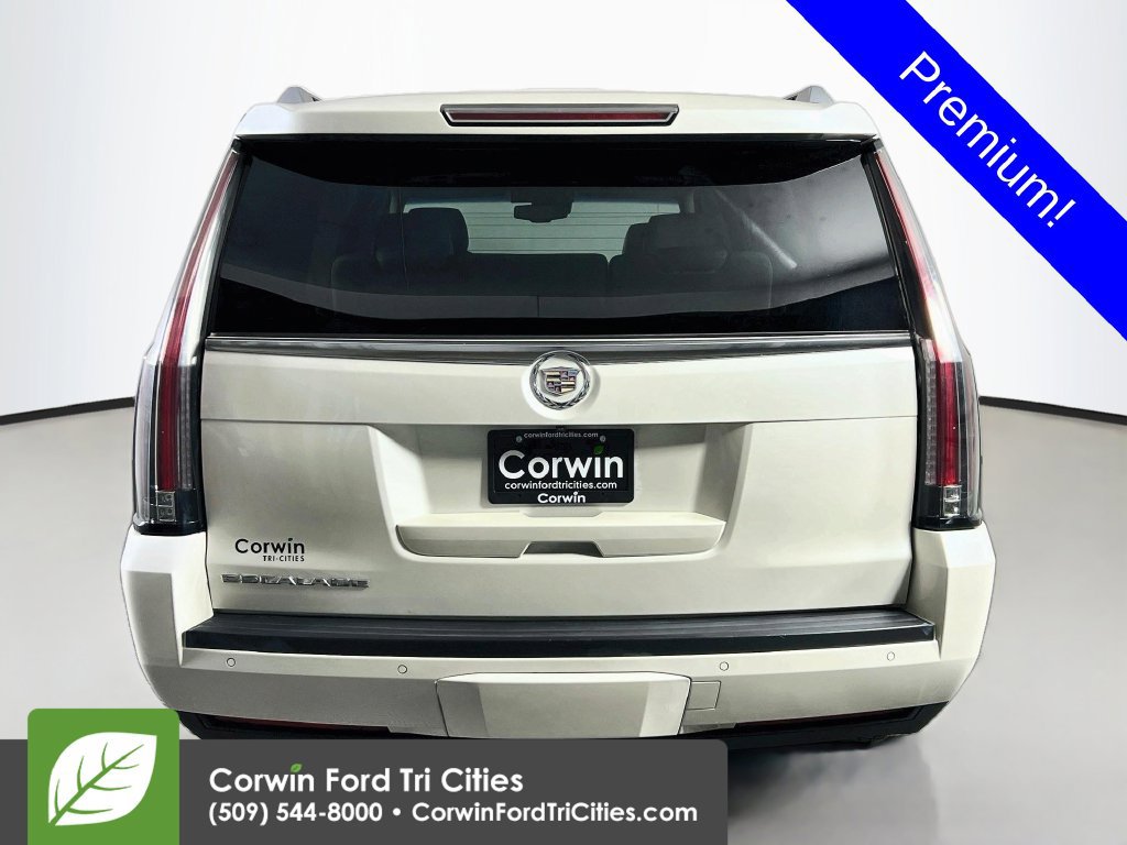 Used 2015 Cadillac Escalade ESV Premium AWD/4WD image 13