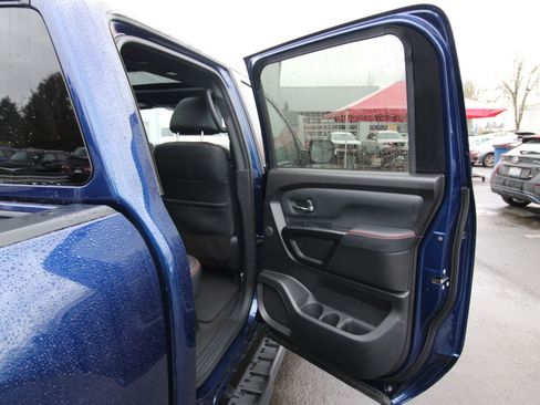 Used 2024 Nissan Titan PRO-4X w/ Pro-4x Convenience Package image 25