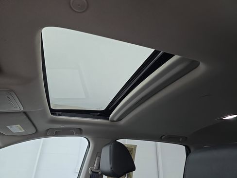 Used 2023 Honda CR-V EX-L image 28