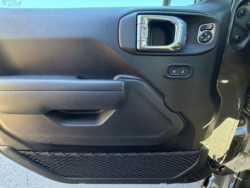 Certified 2025 Jeep Wrangler Unlimited Sport S 4xe image 30