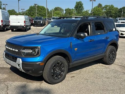 New 2025 Ford Bronco Sport Badlands w/ Badlands Tech Package image 2