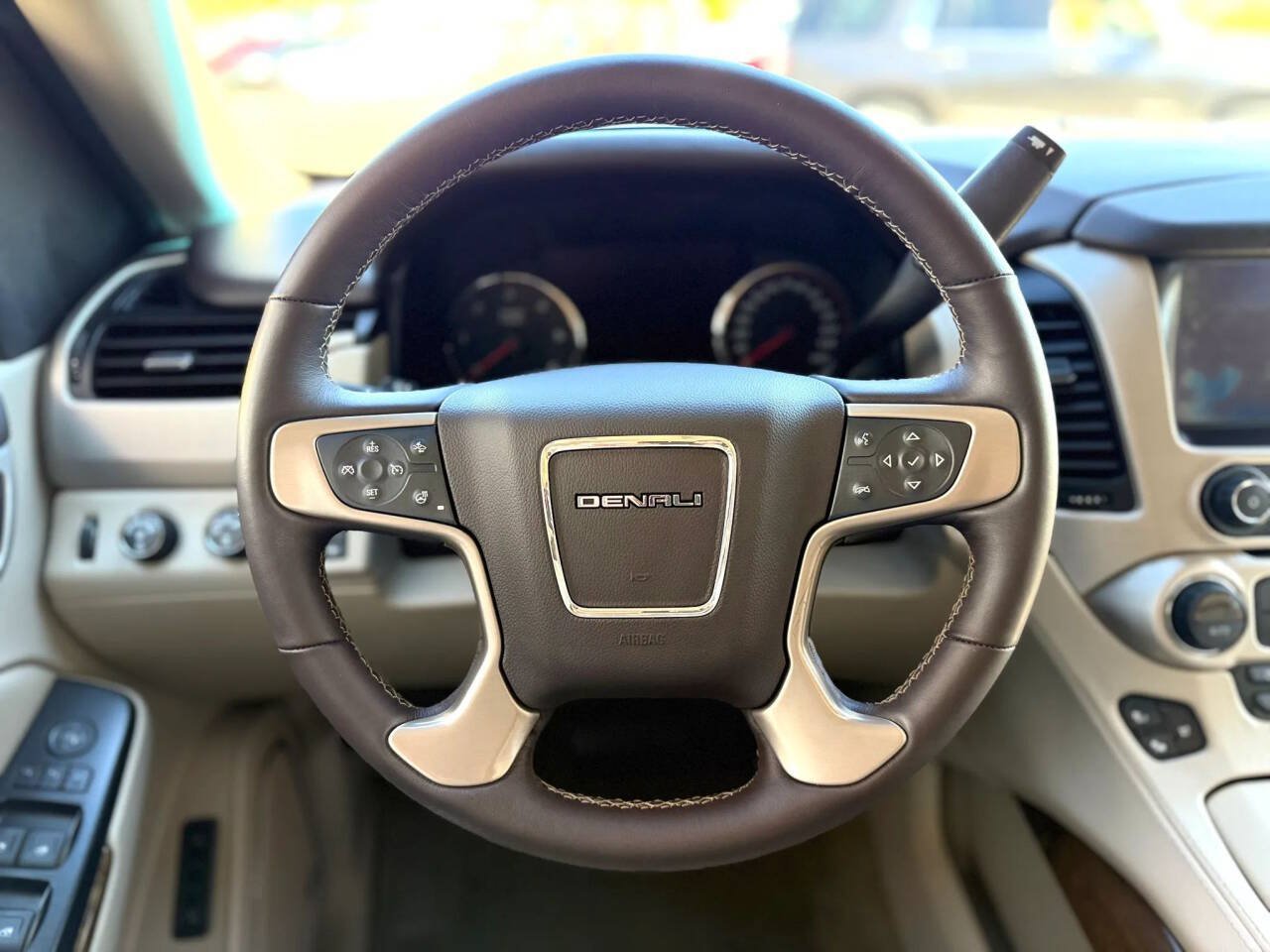 Used 2016 GMC Yukon Denali w/ Open Road Package AWD/4WD image 20