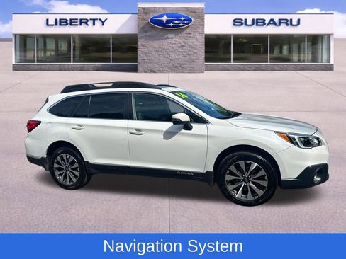 Used 2016 Subaru Outback 2.5i Limited AWD/4WD image 9
