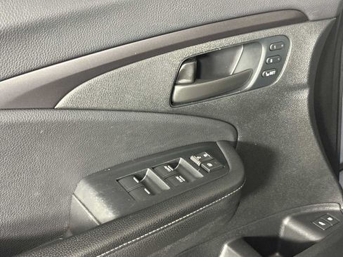 Used 2023 Honda Passport EX-L image 11