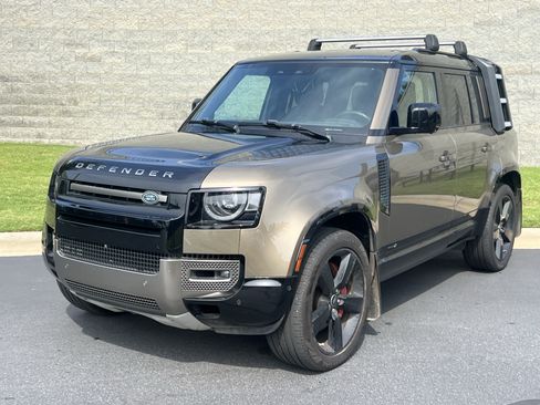 Used 2021 Land Rover Defender 110 X AWD/4WD image 1