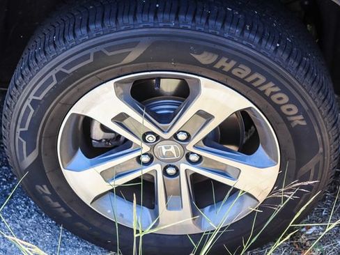 Used 2024 Honda Pilot EX-L image 9