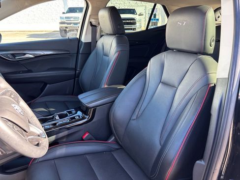 Used 2023 Buick Envision Essence w/ Sport Touring Package image 15