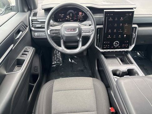 Used 2025 GMC Acadia Elevation FWD image 29
