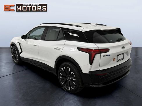 Used 2024 Chevrolet Blazer EV RS AWD/4WD image 4