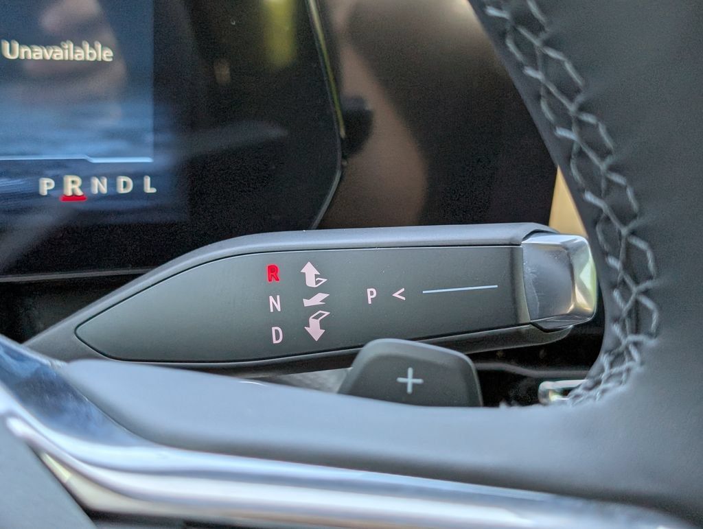 New 2027 Chevrolet Equinox LT w/ Safety and Technology Package FWD image 24