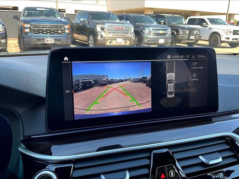 Used 2022 BMW 530i w/ M Sport Package image 26