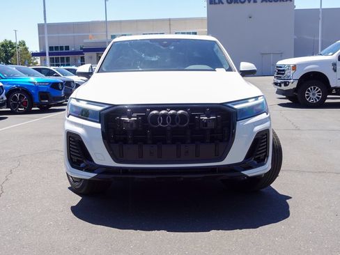 Used 2025 Audi Q7 2.0T Premium Plus w/ Premium Plus Package AWD/4WD image 3