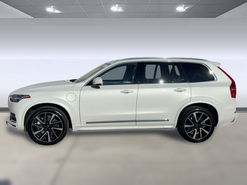 Certified 2021 Volvo XC90 T8 Inscription Expression w/ Climate Package image 2