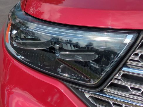 Used 2021 Ford Explorer Limited w/ Equipment Group 301A RWD image 10