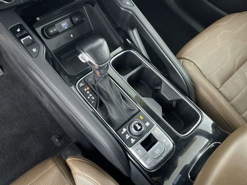 Used 2022 Kia Telluride SX w/ SX Prestige Package image 33