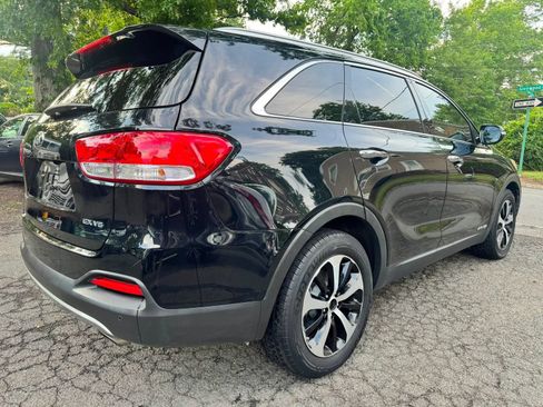 Used 2017 Kia Sorento EX AWD/4WD image 4