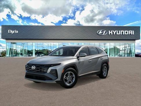New 2026 Hyundai Tucson SE image 1