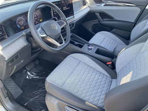 New 2025 Volkswagen Tiguan S image 14