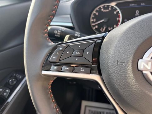 Used 2024 Nissan Altima 2.5 SR image 14