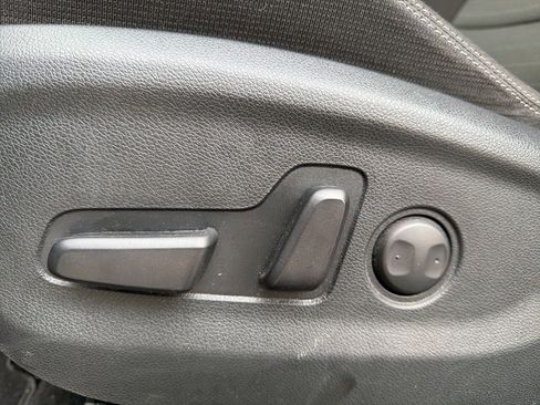 Used 2020 Kia Sportage LX w/ LX Popular Package image 11