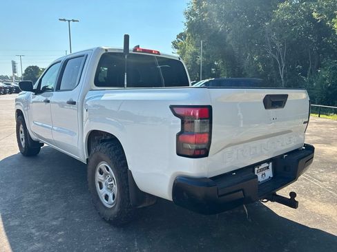 Used 2022 Nissan Frontier S AWD/4WD image 3