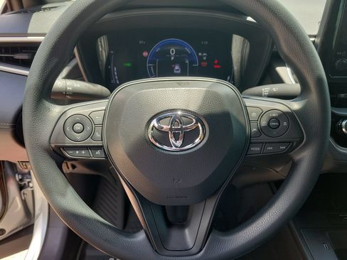 Used 2026 Toyota Corolla Cross AWD Hybrid image 18