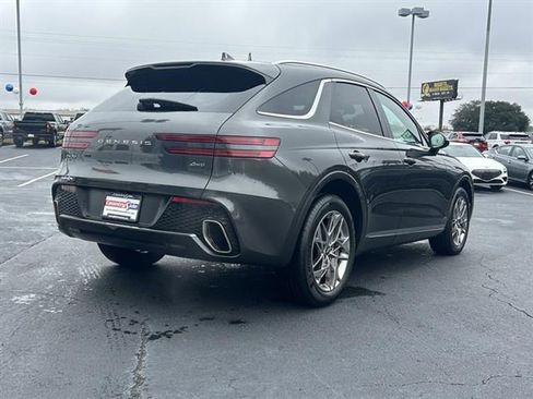 Used 2025 Genesis GV70 2.5T image 6