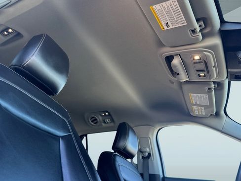 Used 2023 Ford Explorer XLT w/ Equipment Group 202A image 26