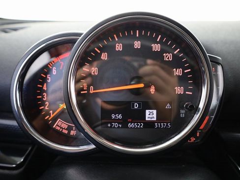 Used 2019 MINI Cooper Clubman S image 17
