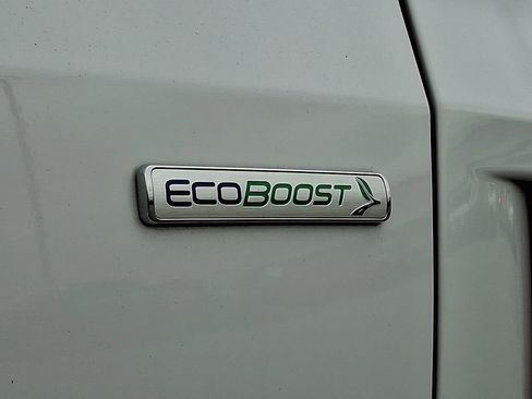 Used 2020 Ford Escape SEL image 35