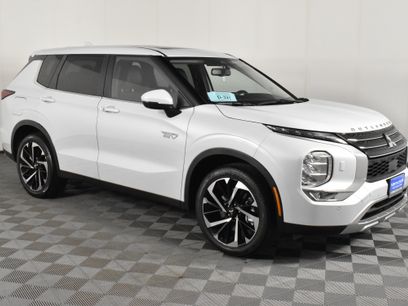 Used 2024 Mitsubishi Outlander SE