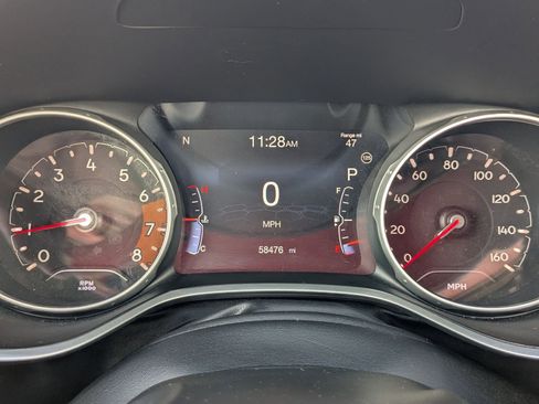 Used 2019 Jeep Compass Limited image 17