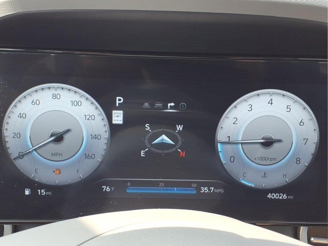 Used 2024 Hyundai Elantra SEL FWD image 22