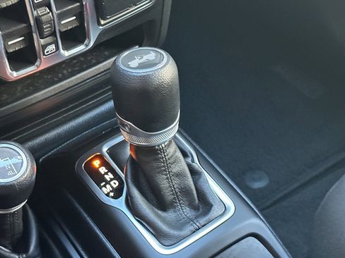 Used 2020 Jeep Wrangler Unlimited Sport S image 18