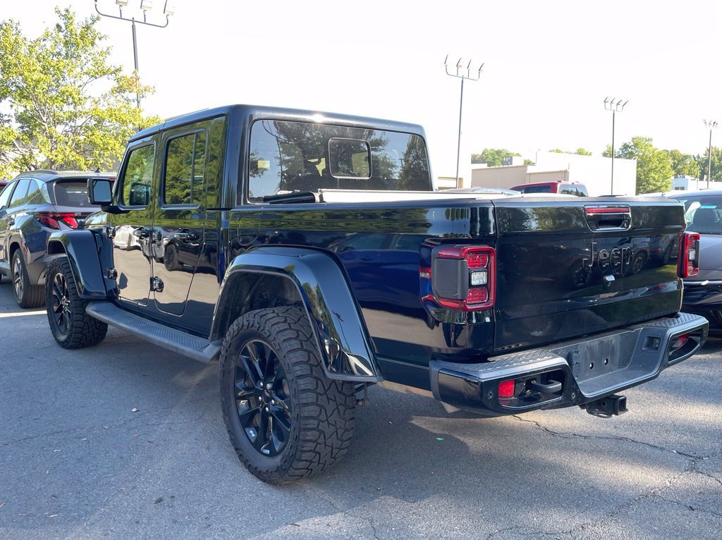 Used 2021 Jeep Gladiator Overland AWD/4WD image 7