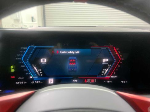 Used 2026 BMW M5 w/ Executive Package image 10