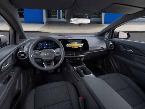 New 2026 Chevrolet Equinox EV LT image 39