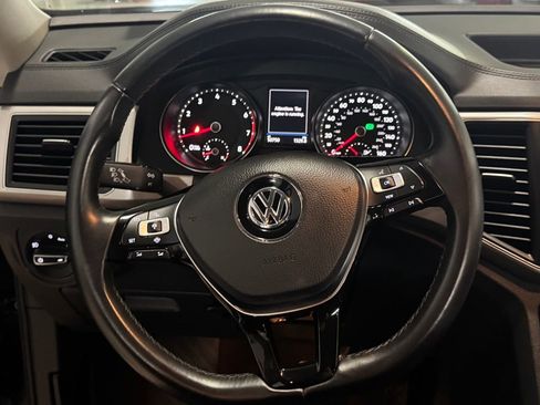 Used 2019 Volkswagen Atlas SE w/ Panoramic Sunroof Package image 30
