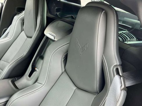 Used 2025 Chevrolet Corvette Z06 image 13