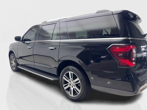 Used 2022 Ford Expedition Max Limited image 14