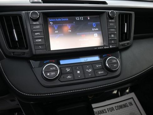 Used 2016 Toyota RAV4 XLE image 14